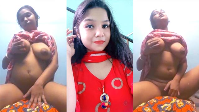Horny Bengali Girl Beautiful Big Babe Sucking Boobs Full HD Watch