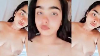Indian Horny Chubby Girl Fully Nude Showing Fingering Latest Clips