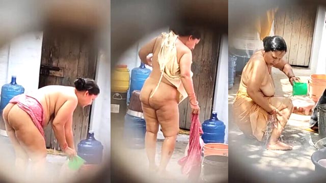 Horny Bhabhi Bathing Secretly Recorded Viral Sex