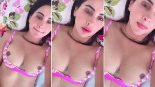 Model Meetii Kalher Mastrubating With Vibrator On Bed Onlyfans PPV